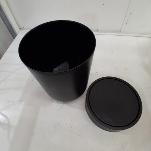UMBRA TOUCH GARBAGE CAN WITH SWING LID - 6L - BLACK (MODEL: 023269-040) image 2