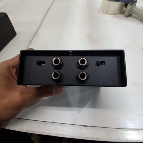 DUAL CHANNEL DIRECT INPUT BOX - BLACK (MODEL: DI-2) image 5