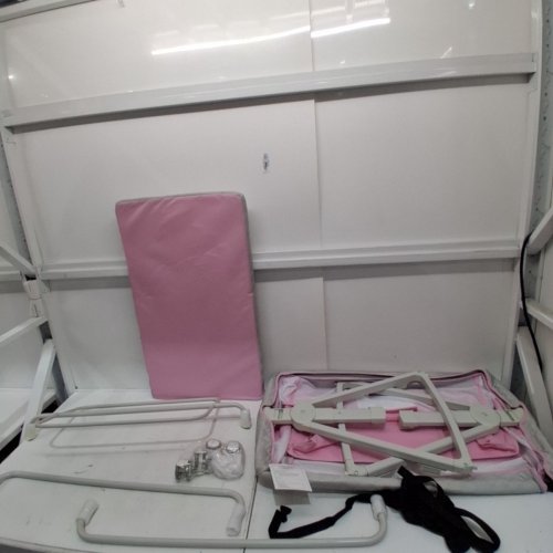 BABY BASSINET BEDSIDE SLEEPER WITH WATERPROOF BASSINET SHEETS - PINK (MODEL: UU001) image 2