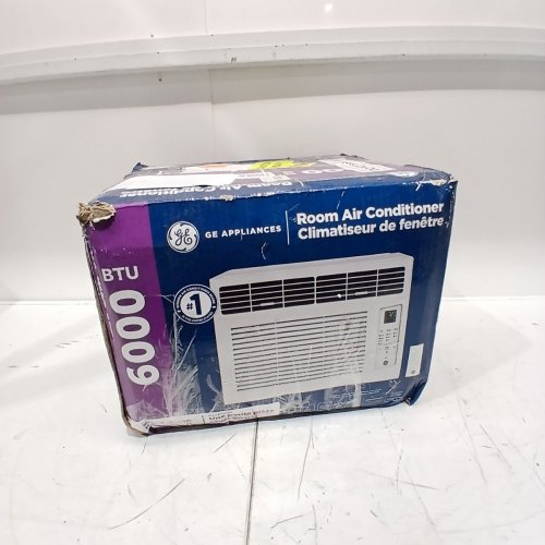 GE ELECTRONIC WINDOW AIR CONDITIONER - 6000BTU - UP TO 250SQ.FT - 16.4" X 13.4" X 12.6" - WHITE (MODEL: AWCS06BWFC) image 5