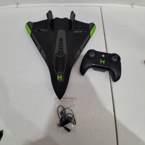 SKY VIPER STUNT RC AIRPLANE - BLACK/GREEN (MODEL: 18601) image 3