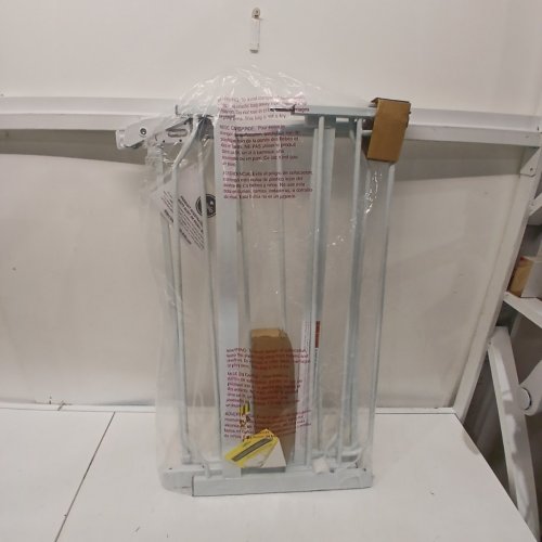 REGALO EASY STEP SAFETY GATE - 29"- 38.5" - WHITE (MODEL: 1160 DS) image 2
