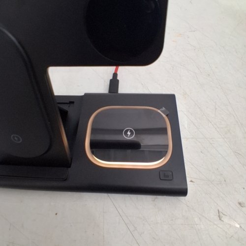 JUST WIRELESS 3-IN-1 PORTABLE WIRELESS CHARGER FOR APPLE PRODUCTS - BLACK (MODEL: 04099-V) image 2
