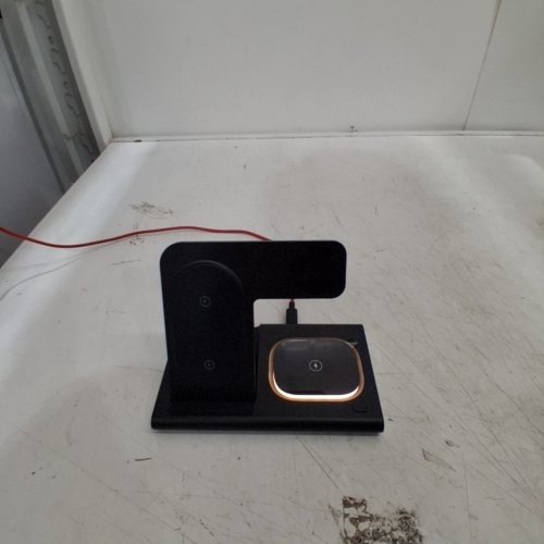 JUST WIRELESS 3-IN-1 PORTABLE WIRELESS CHARGER FOR APPLE PRODUCTS - BLACK (MODEL: 04099-V) image 3