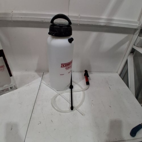 CHAPIN PRO SERIES - POLY SPRAYER, 3-GALLON (MODEL: 26031XP) image 2