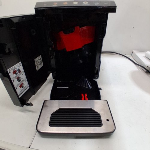 BOSCH 500 SERIES FULLY AUTOMATIC ESPRESSO MACHINE WITH WHOLE BEAN COMPARTMENTS AND GROUND COFFEE CHUTE - TFT DISPLAY AND TOUCH CONTROL PANEL - EXTERNAL MILK SYSTEM - 9 BEVERAGE OPTIONS - BLACK (MODEL: TPU40109) image 5