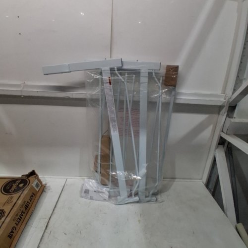 REGALO EASY-STEP METAL WALK-THROUGH SAFETY GATE - 30" X 29'' - 38.5'' - WHITE (MODEL: 1160DS) image 2