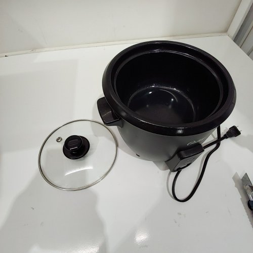 OSTER LARGE CAPACITY RICE COOKER WITH NONSTICK CERAMIC COATING - 6 CUP - BLACK (MODEL: ORIC-00BK6C-GB24) image 5