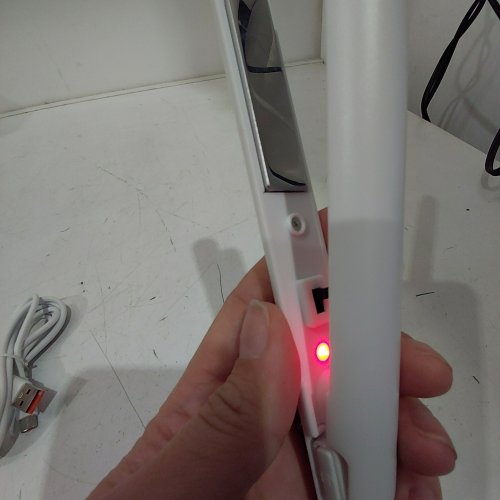 BOKIOESDE PORTABLE CORDLESS MINI HAIR STRAIGHTENER - WHITE (STYLE: A31-01-02) image 2