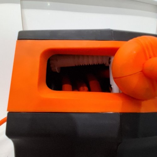 RETRACTABLE AIR HOSE REEL - 3/8 IN X 50FT - HYBRID AIR HOSE - MAX 300PSI - ORANGE - (MODEL: NWA-D15) image 3