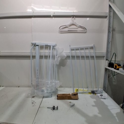 REGALO EASY STEP EXTRA WIDE BABY GATE - 30" X 29"-49" - WHITE (MODEL: 1164 EW DS) image 2