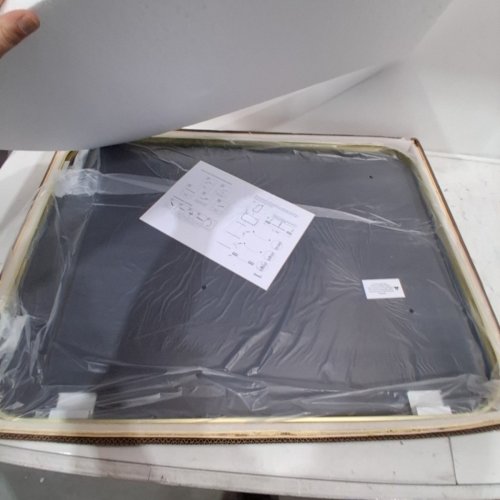 MZON RECTANGLE BATHROOM MIRROR - 24" X 32" - GOLD image 3