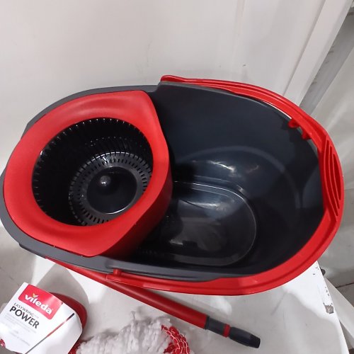 VILEDA EASYWRING FLOOR CLEANING SYSTEM image 3