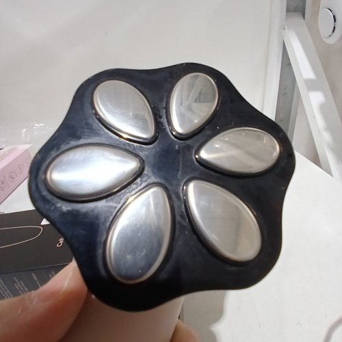 HANDHELD PORTABLE CELLULITE MASSAGER - BEIGE (MODEL: F3 PLUS) image 3