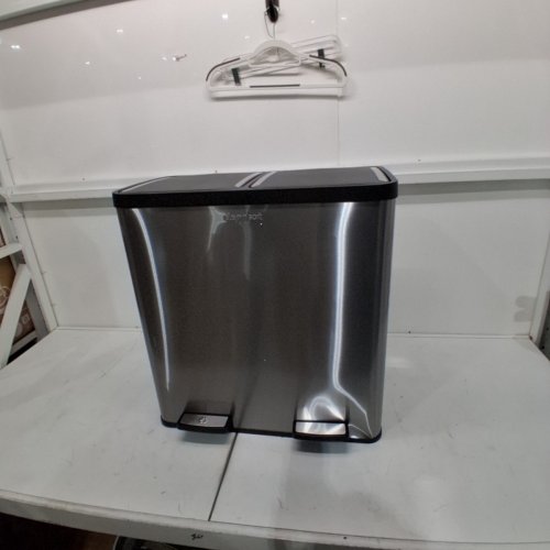 THE STEP N' SORT SOFT STEP DUAL TRASH AND RECYCLING BIN - SILVER - 70L (35L EACH SIDE) (MODEL: 900702) image 2