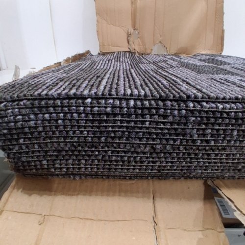 18PK PETGROW HEAVY DUTY CARPET TILES - 24" X 24" - BLACK / GREY image 3