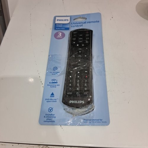 PHILIPS 3 DEVICE UNIVERSAL TV REMOTE - BLACK (MODEL: SRP4322B/27) image 3