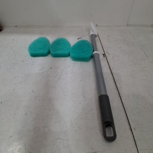 4PC SCOTCH-BRITE EXTENDABLE TUB AND TILE SCRUBBER KIT WITH REFILLS - EXTENDS UP TO 25" - GREY/LIGHT BLUE (MODEL:549X-560-SIOC) image 2