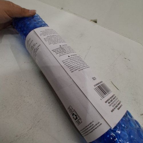 MAINSTAYS NON-SLIP TUB MAT - 15" X 36" - BLUE image 3