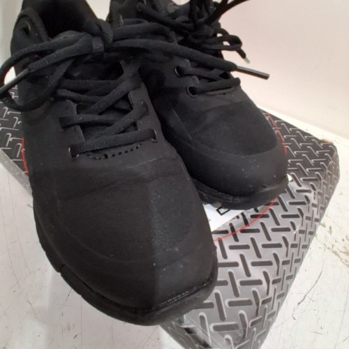 WOMEN'S TREDSAFE SLIP RESISTANT ATHLETIC SHOES - SIZE 7 - BLACK (STYLE : 6000196176749) image 5