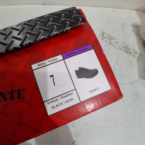 WOMEN'S TREDSAFE SLIP RESISTANT ATHLETIC SHOES - SIZE 7 - BLACK (STYLE : 6000196176749) image 6