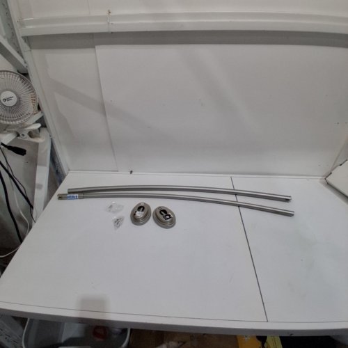 THRESHOLD DUAL MOUNT CURVED STEEL SHOWER CURTAIN ROD WITH TIERED END CAP - 50" - 72" - CHROME (MODEL: 064 08 0773) image 2