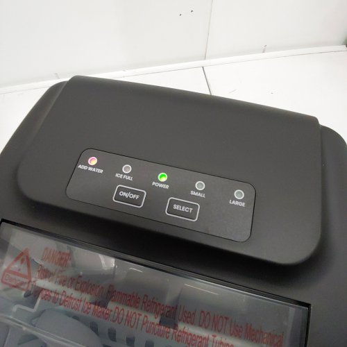 ECOZY PORTABLE COUNTERTOP ICE MAKER - MAKES 26LBS A DAY - 115V - BLACK - (MODEL: IM-BS260C) image 2