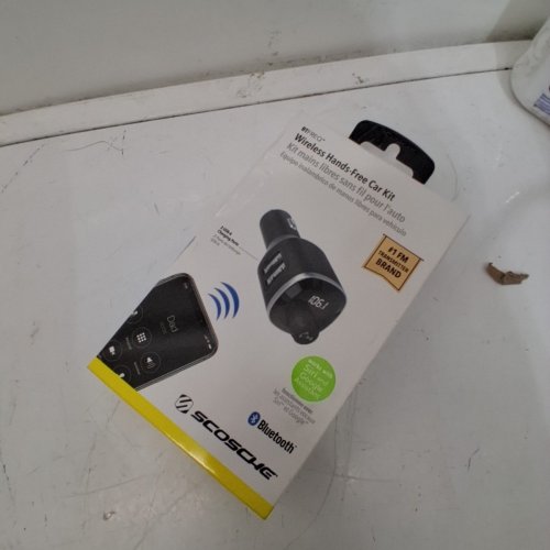 SCOSCHE WIRELESS HANDS-FREE BLUETOOTH TRANSMITTER CAR KIT - BLACK (MODEL: BTFM4-SP) image 4
