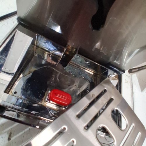 AMZCHEF 20 BAR ESPRESS MACHINE WITH BUILT-IN GRINDER, MILK FROTHER AND TOUCHSCRREN DISPLAY - SILVER/BLACK (MODEL: CM1626) image 4