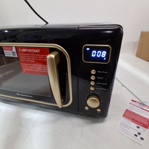 FRIGIDAIRE RETRO STYLE COMPACT MICROWAVE OVEN - 0.7CU.FT - 700W - BLACK/GOLD (MODEL: EMW788-BLACKGLD) image 4