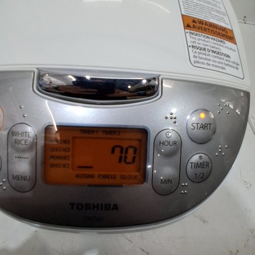 TOSHIBA ELECTRIC RICE COOKER WITH ACCESSORIES - 6 CUPS - 3L - WHITE (TRCS01) image 3