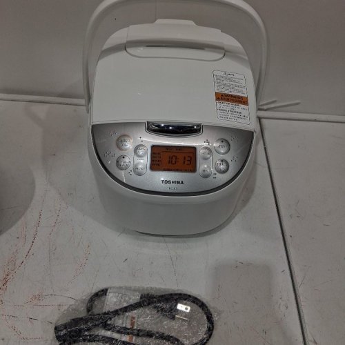 TOSHIBA ELECTRIC RICE COOKER WITH ACCESSORIES - 6 CUPS - 3L - WHITE (TRCS01) image 2