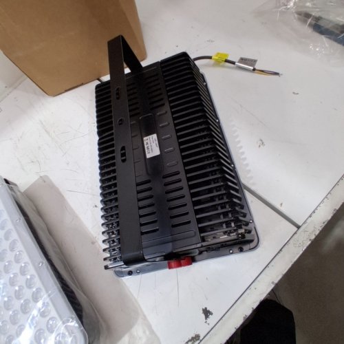 2PK HARD-WIRED LED FLOOD LIGHT - 400W, AC 100-120 V 50/60HZ - 13" X 9" image 4