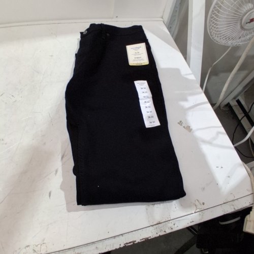 MENS LEVI STRAUSS SIGNATURE SLIM JEANS - 36 X 30 - BLACK image 2