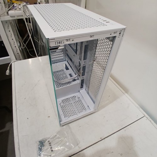 CORSAIR 3500X AIRFLOW TEMPERED GLASS MID-TOWER PC CASE - WHITE image 3