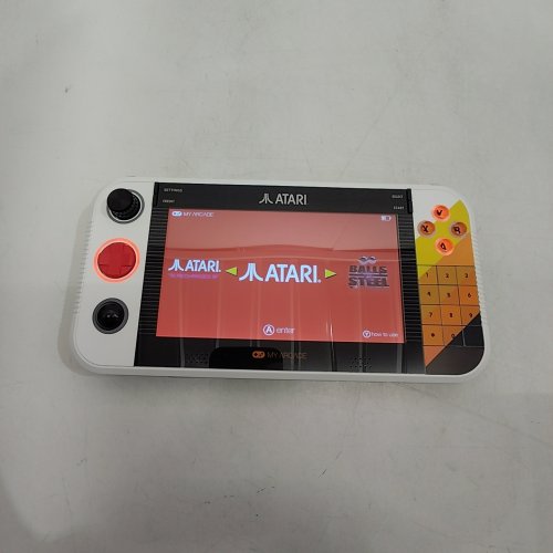 ATARI GAMESTATION GO - 200+ CONSOLE & ARCADE GAMES | 7" DISPLAY - WHITE - (MODEL: DGUNL-7208) image 2