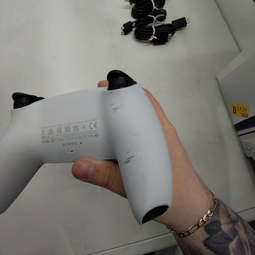 SONY PLAYSTATION 5 SLIM *UPDATED MODEL* (PS5) CONSOLE WITH WIRELESS CONTROLLER - DISC EDITION - 1TB (MODEL: CFI-2115) image 9