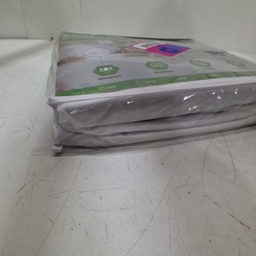BAMBOO MATTRESS PROTECTOR - QUEEN - WHITE image 3