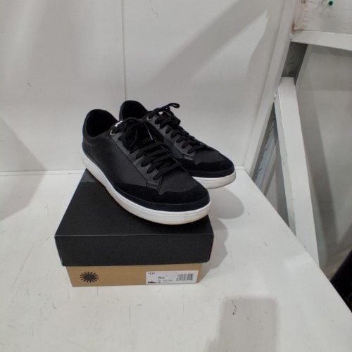 MEN'S UGG SOUTH BAY LOW SNEAKER SHOES - SIZE 10.5 - BLACK image 2