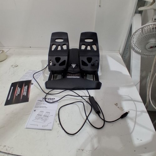 THRUSTMASTER TFRP RUDDER PEDALS image 4
