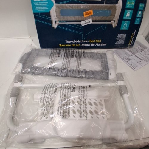 SAFETY 1ST 36" TOP-OF-MATTRESS BED RAIL - GREY (MODEL: BR017CEIU) image 2