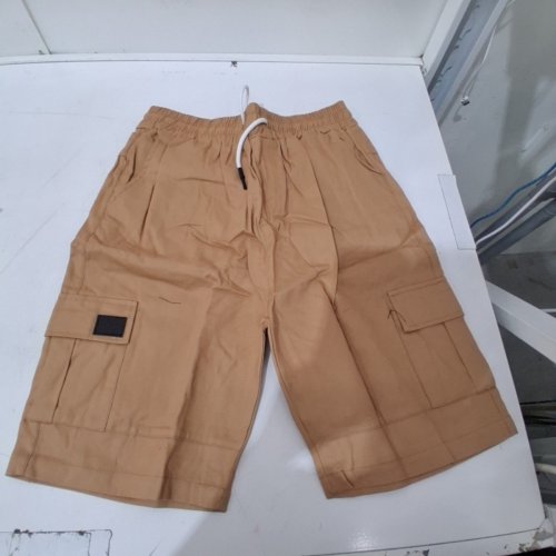 BOY'S CARGO SHORTS - LARGE - TAN image 3