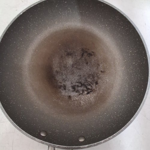 THE ROCK WAVE NON-STICK WAVE TEC GRIP FRY PAN -12''- BLUE image 3