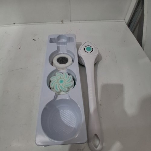 ELECTRIC BACK SCRUBBER WITH FIVE BODY BRUSH HEAD - GREEN/WHITE image 3