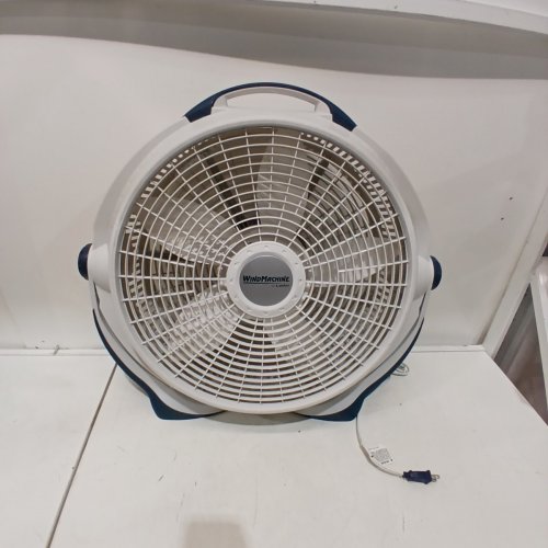 LASKO PIVOTING WIND MACHINE AIR CIRCULATOR FLOOR FAN WITH 3 SPEEDS - 23" - WHITE/BLUE (MODEL: 3300C) image 3
