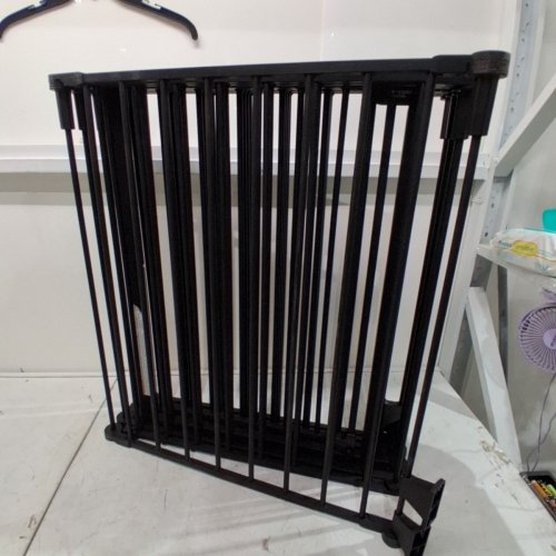 REGALO 4 IN 1 PLAY YARD SAFETY GATE - 51.5" - 194" W X 28" H - BLACK (MODEL: 1350 B DS) image 2
