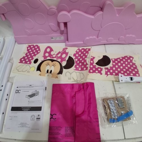 DELTA CHILDREN MINNIE MOUSE TODDLER BED - 53.54" X 30.32" X 23.23" - PINK (MODEL: BB81540MN) image 3