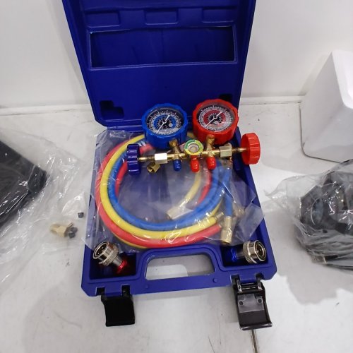 OMT SINGLE STAGE VACUUM PUMP AND MANIFOLD GAUGE SET - 3.5 CFM - 1/4 H/P - BLACK image 4