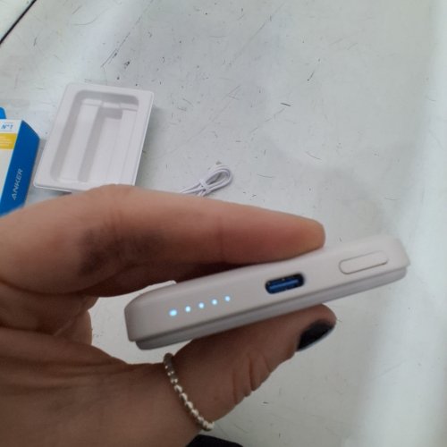 ANKER NANO ULTRA-SLIM MAGNETIC WIRELESS POWER BANK - 5000 MAH - 15W MAX - QI2 CERTIFIED - MAGSAFE COMPATIBLE - WHITE (MODEL: A1665) image 2
