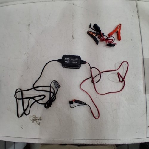NOCO GENIUS 2 BATTERY CHARGER & MAINTAINER - 6V & 12V - 2A - BLACK image 3